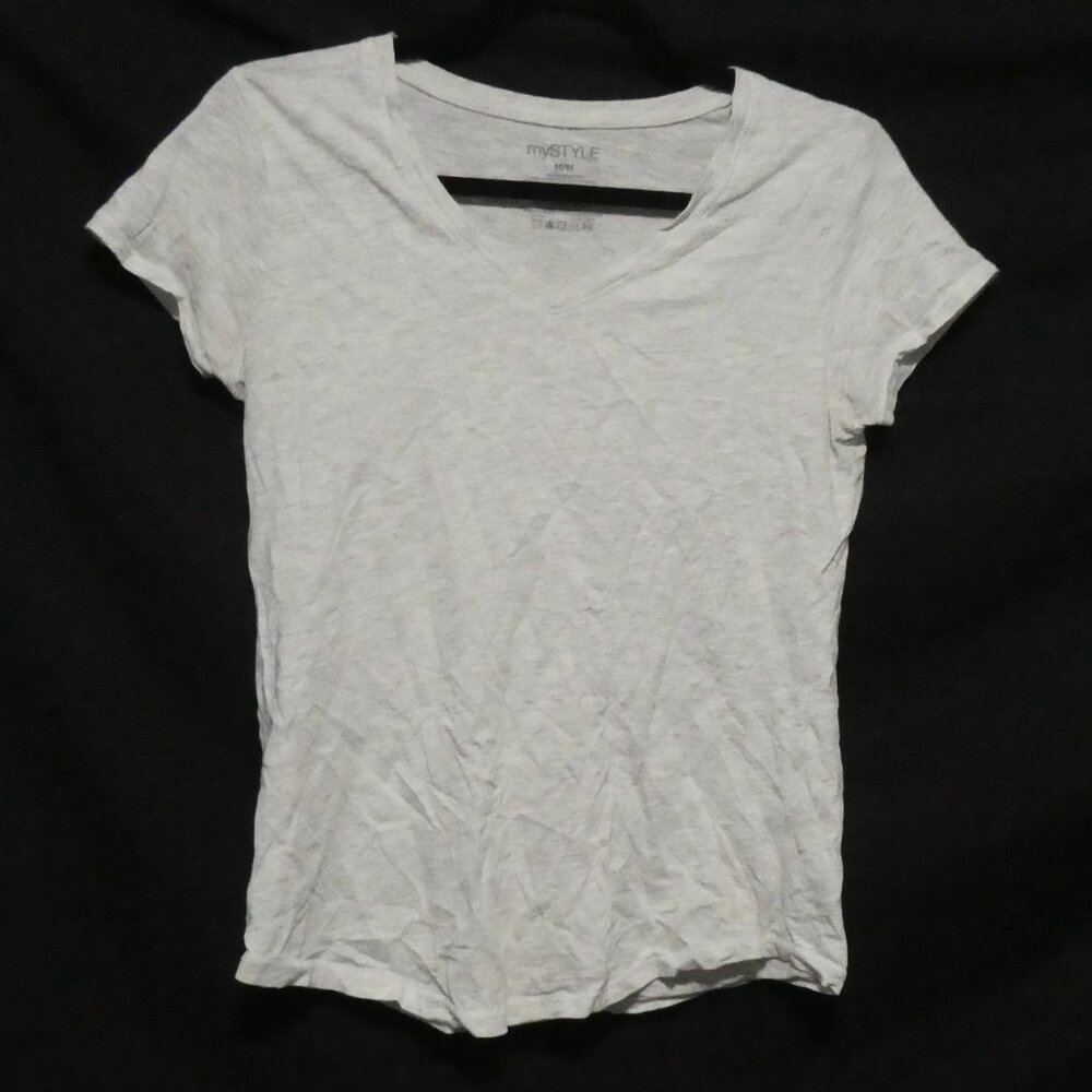 MY STYLE | medium | Grey V-Neck Short Sleeve Tee - T-Shirt